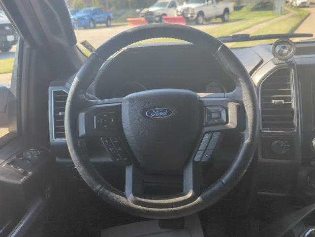 Used 2018 Ford F150 XLT w/ Equipment Group 302A Luxury AWD/4WD image 18