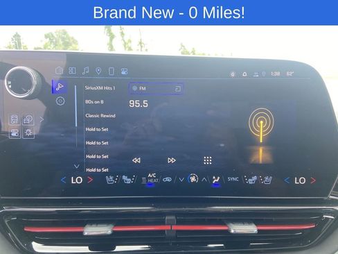 Used 2025 Chevrolet Silverado EV RST AWD/4WD image 13