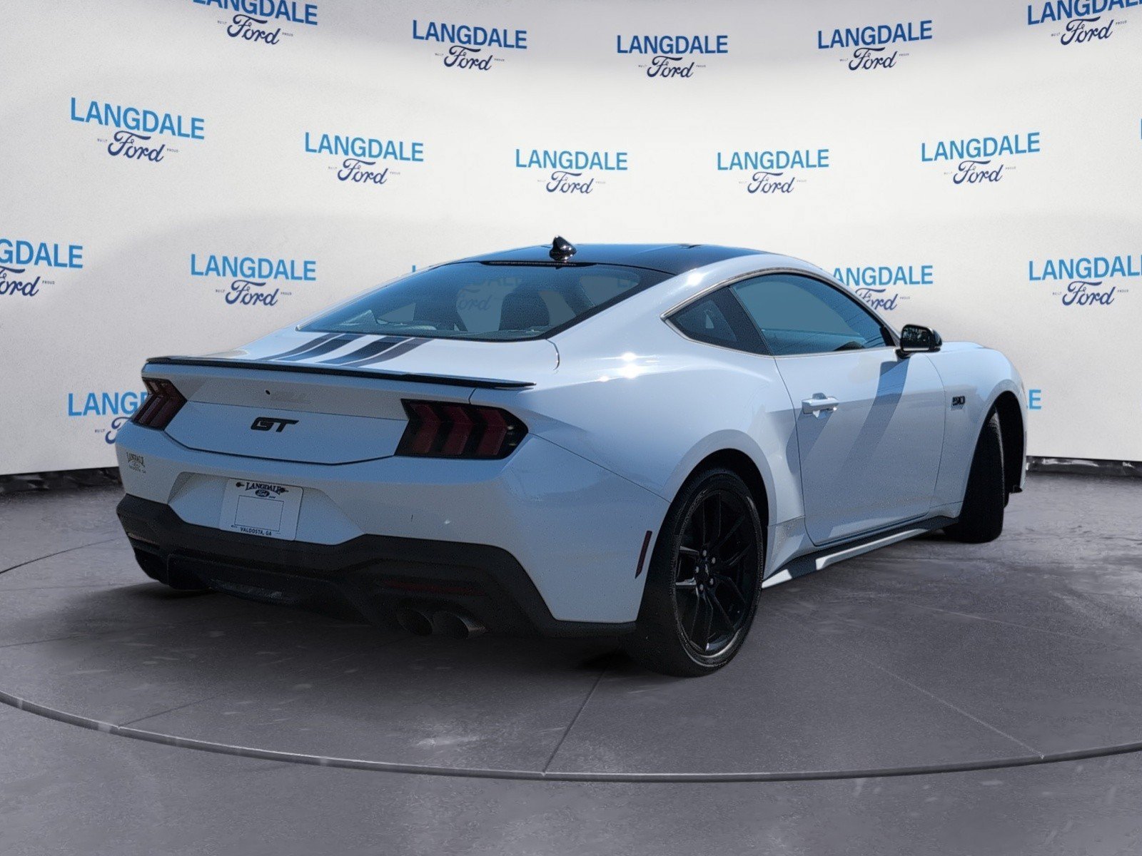 Used 2024 Ford Mustang GT Premium RWD image 4