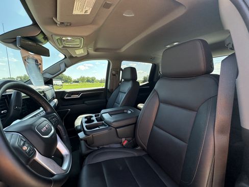 Used 2026 GMC Sierra 1500 SLT AWD/4WD image 13