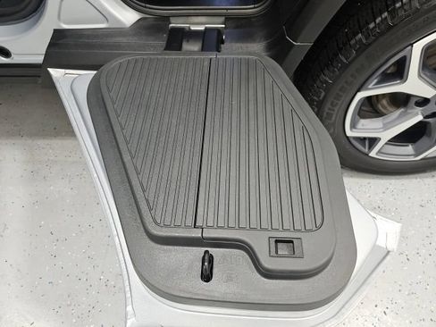 Used 2023 Rivian R1T Adventure AWD/4WD image 30