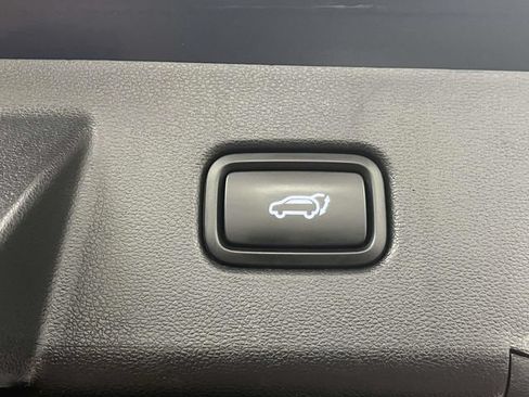 Used 2025 Hyundai Tucson SEL FWD image 24
