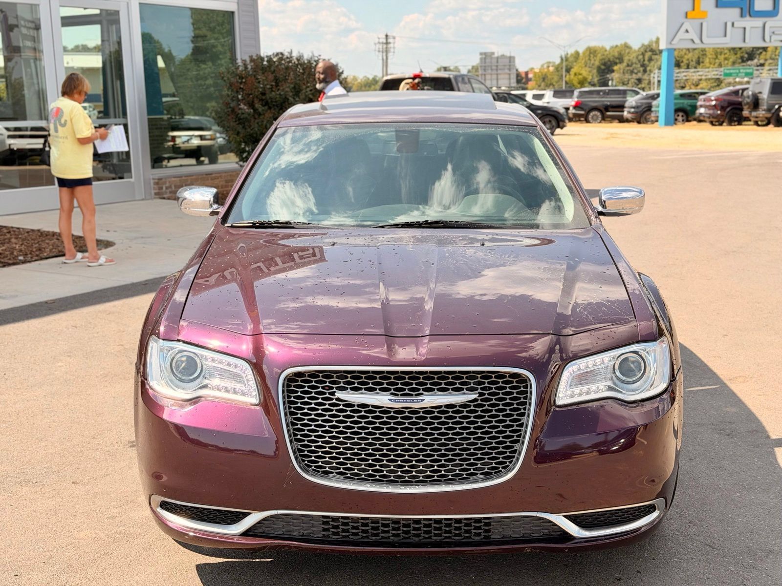 Used 2020 Chrysler 300 Touring L w/ Quick Order Package 2EF RWD image 10