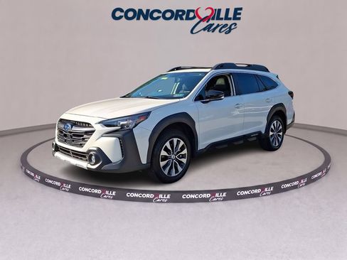 Certified 2025 Subaru Outback Limited AWD/4WD image 4