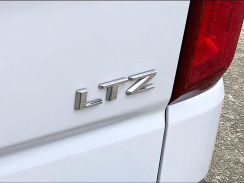 Used 2022 Chevrolet Silverado 1500 LTZ image 10