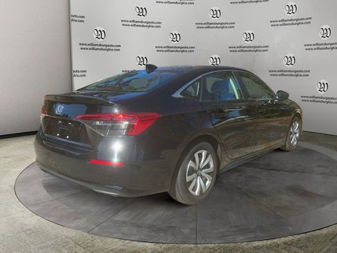 Used 2024 Honda Civic LX image 5