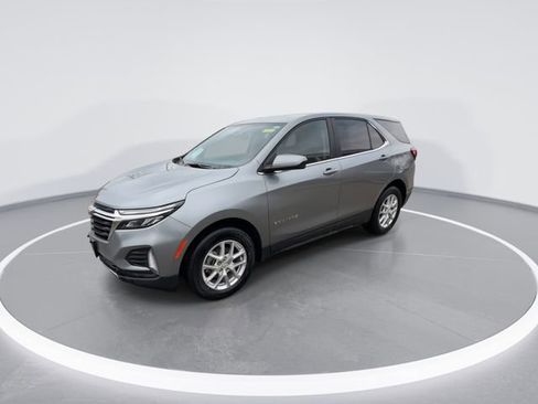 Used 2024 Chevrolet Equinox LT image 6