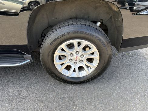 Used 2019 GMC Yukon SLT AWD/4WD image 26