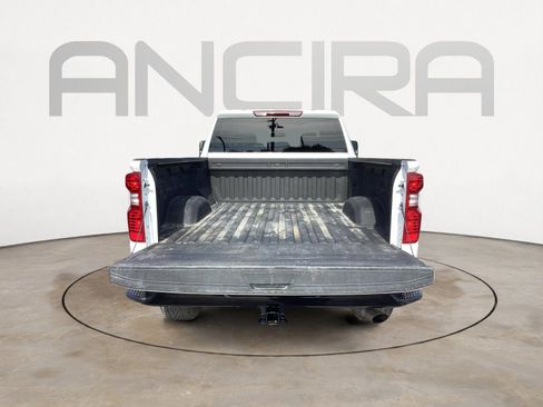 Used 2024 Chevrolet Silverado 2500 Custom w/ Custom Value Package image 14