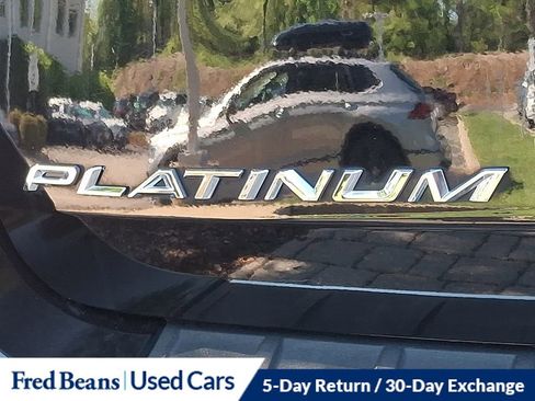 Used 2023 Ford Explorer Platinum w/ Premium Technology Package AWD/4WD image 33