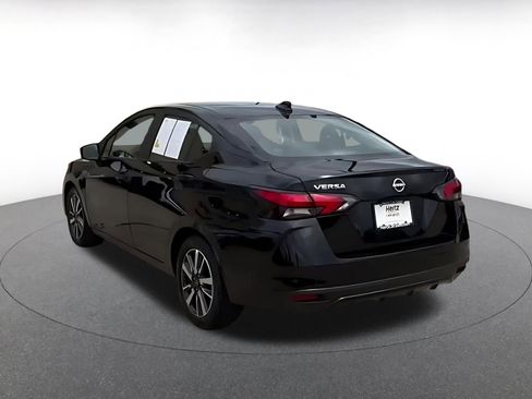 Used 2025 Nissan Versa SV FWD image 11