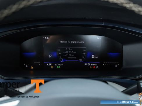 Used 2023 Volkswagen Taos SE w/ Panoramic Sunroof Package FWD image 27