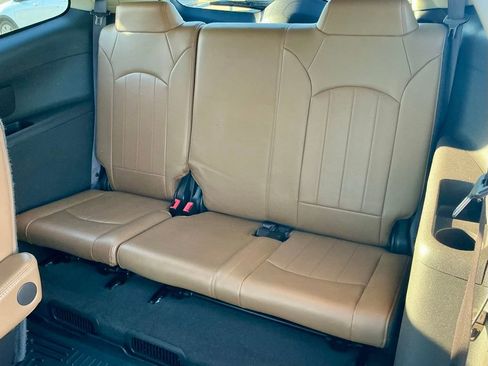 Used 2017 Buick Enclave Leather w/ Trailering Package image 27