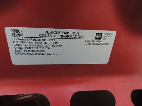 Used 2023 Chevrolet Traverse LT image 21