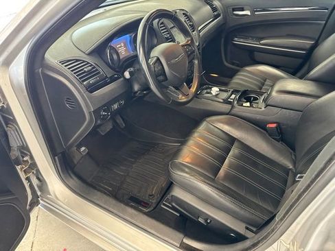 Used 2020 Chrysler 300 S RWD image 13