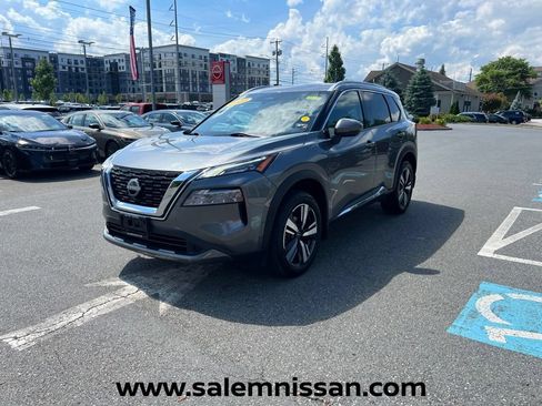 Used 2023 Nissan Rogue SL w/ SL Premium Package AWD/4WD image 3