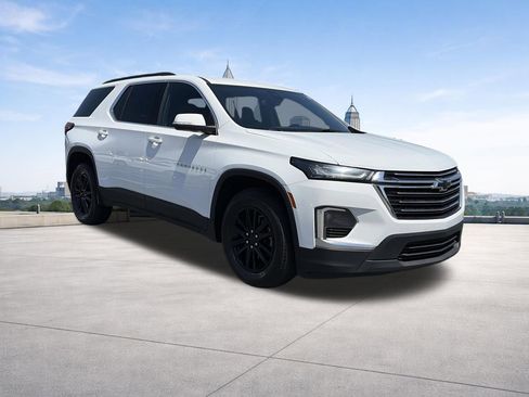 Used 2023 Chevrolet Traverse LT w/ LPO, Floor Liner Package AWD/4WD image 7