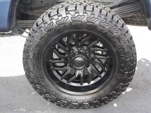 Used 2019 Ford F350 Platinum w/ Platinum Ultimate Package AWD/4WD image 46