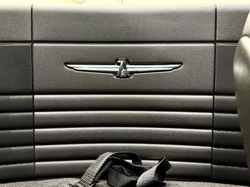 Used 2002 Ford Thunderbird RWD image 19