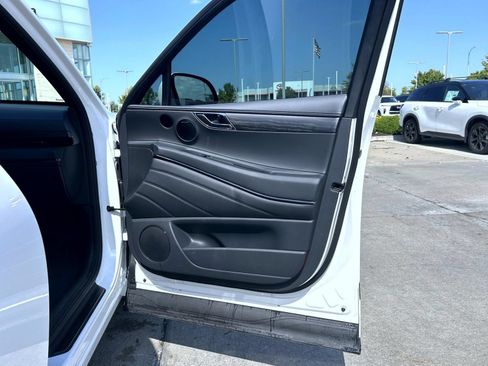 Certified 2026 Genesis GV80 3.5T Prestige AWD/4WD image 16