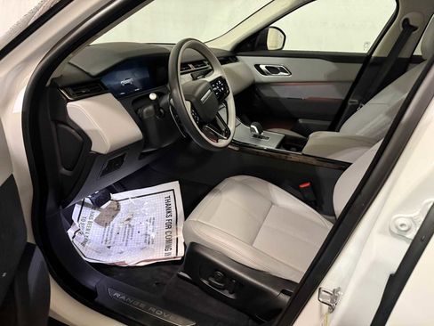 Used 2025 Land Rover Range Rover Velar S image 19
