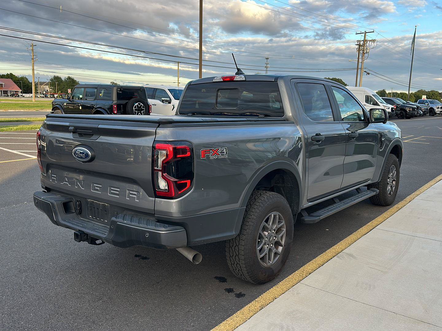 Used 2025 Ford Ranger XLT AWD/4WD image 5