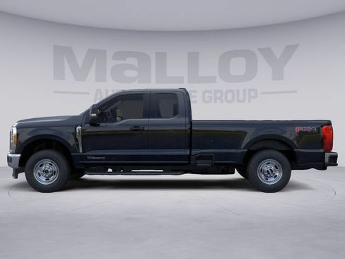 New 2026 Ford F350 XL w/ XL Off-Road Package AWD/4WD image 4