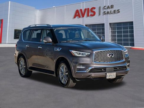 Used 2024 INFINITI QX80 Luxe AWD/4WD image 3