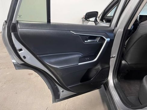 Used 2024 Toyota RAV4 XLE FWD image 19