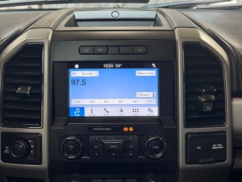 Used 2019 Ford F250 Lariat w/ Lariat Value Package image 15