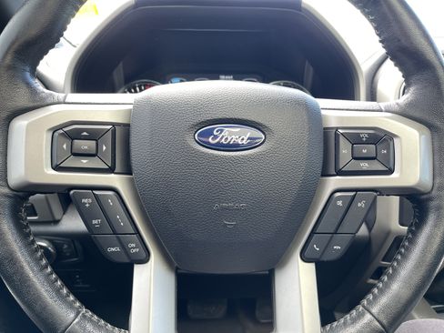 Certified 2020 Ford F150 Lariat w/ Equipment Group 502A Luxury AWD/4WD image 17