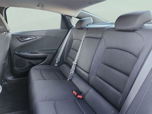 Used 2020 Chevrolet Malibu LT image 17
