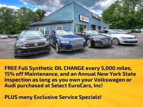 Used 2017 Volkswagen Golf Wolfsburg Edition image 31