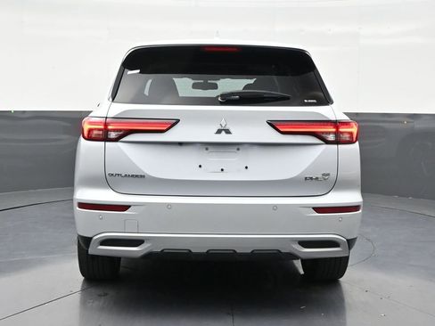 Used 2025 Mitsubishi Outlander Ralliart AWD/4WD image 4