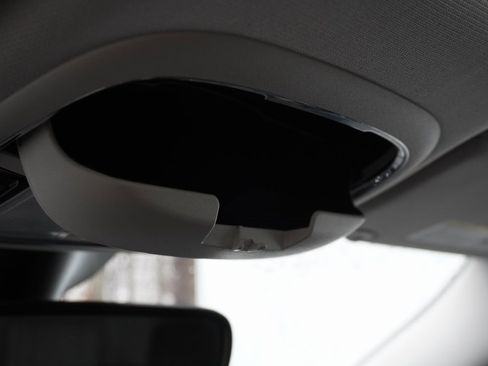 Used 2021 Jeep Cherokee Latitude Lux w/ Sun & Sound Group image 38