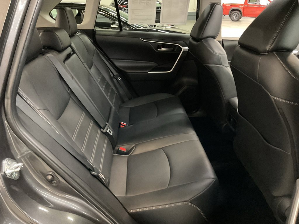 Used 2025 Toyota RAV4 XLE Premium w/ Weather Package AWD/4WD image 20