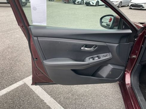 Used 2024 Nissan Sentra SV image 11