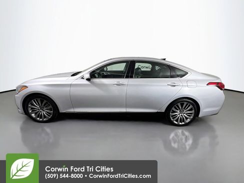 Used 2015 Hyundai Genesis 5.0 image 6