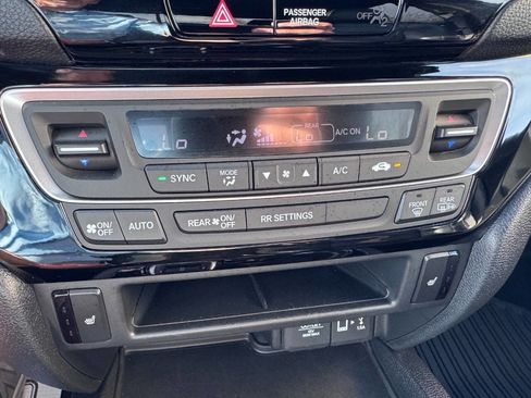 Used 2020 Honda Ridgeline Black Edition image 29