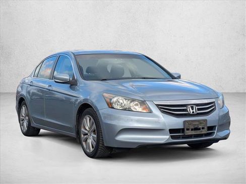 Used 2011 Honda Accord EX-L image 3