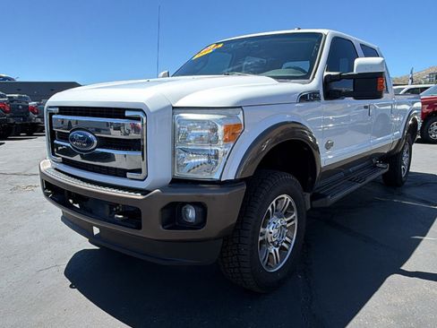 Used 2016 Ford F250 King Ranch w/ FX4 Off-Road Package AWD/4WD image 7