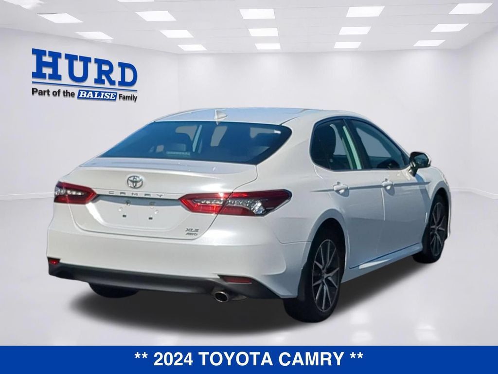 Used 2024 Toyota Camry XLE w/ Cold Weather Package AWD/4WD image 3