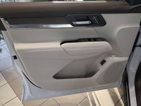 New 2026 GMC Terrain Denali image 9