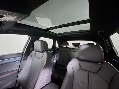New 2025 Audi Q3 2.0T Premium Plus image 14