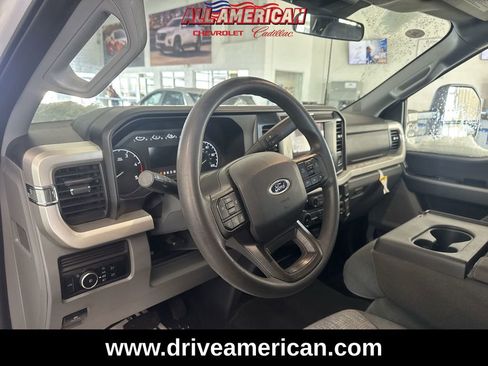 Used 2025 Ford F350 XLT image 10