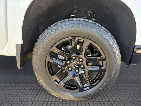 Certified 2025 Chevrolet Silverado 1500 LT Trail Boss AWD/4WD image 10