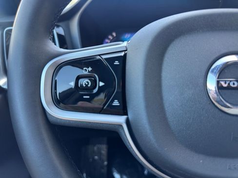 Certified 2025 Volvo V60 B5 Cross Country Plus AWD/4WD image 14