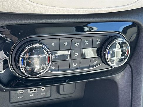 Used 2021 Buick Encore GX Select w/ Sport Touring Package image 39