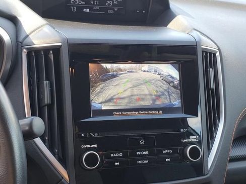 Used 2022 Subaru Crosstrek 2.0i Premium image 17