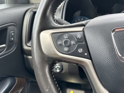 Used 2020 GMC Canyon Denali image 20